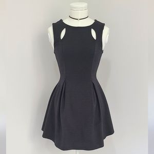 Monteau Fit & Flare Dress - Women's Small